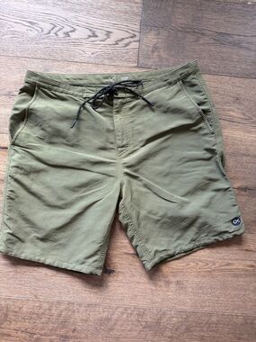 OuterKnown green nylon shorts - size 31